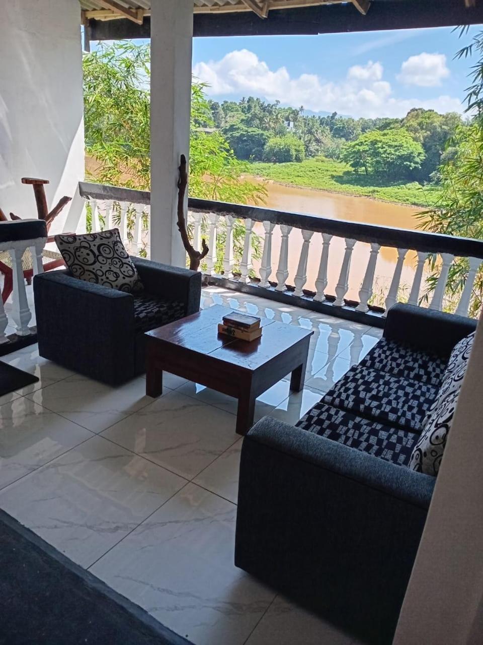Sadhara River View Lodge Kandy Zewnętrze zdjęcie