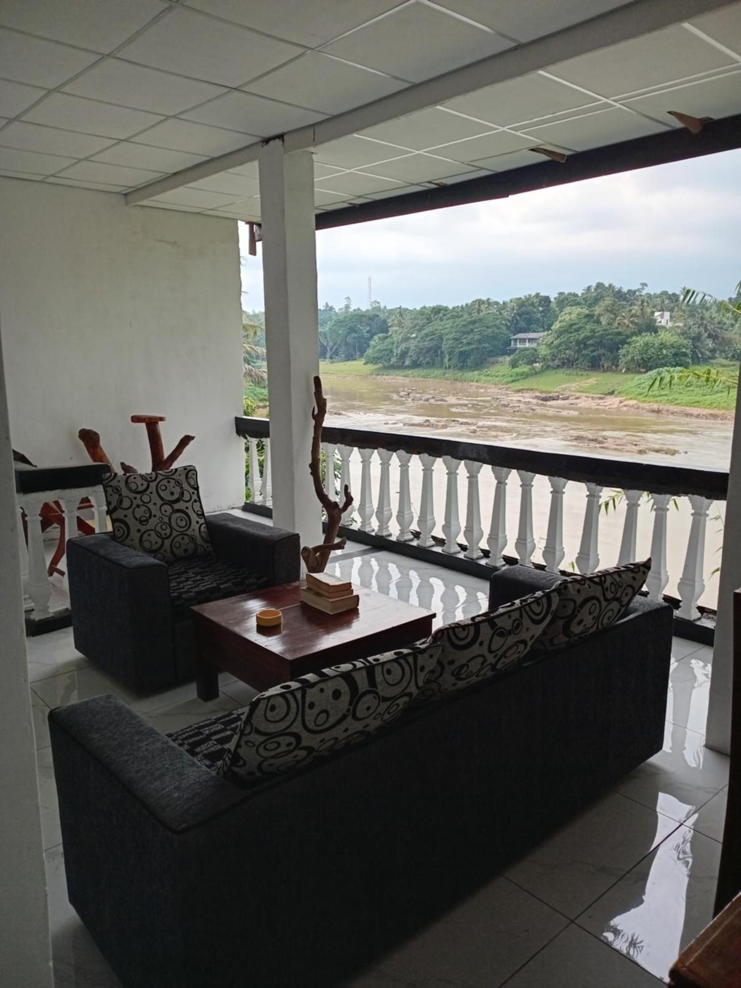 Sadhara River View Lodge Kandy Zewnętrze zdjęcie